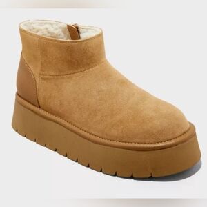 Women's Missy Platform Booties Memory Foam Insole Tan, Wild Fable, Size 6, NWT